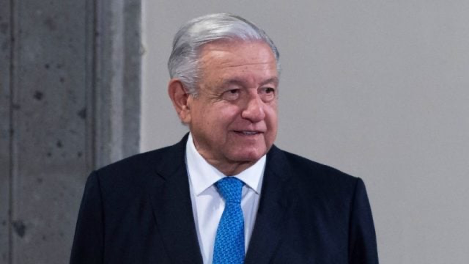 AMLO envía iniciativa a la Cámara de diputados para eliminar fusionar